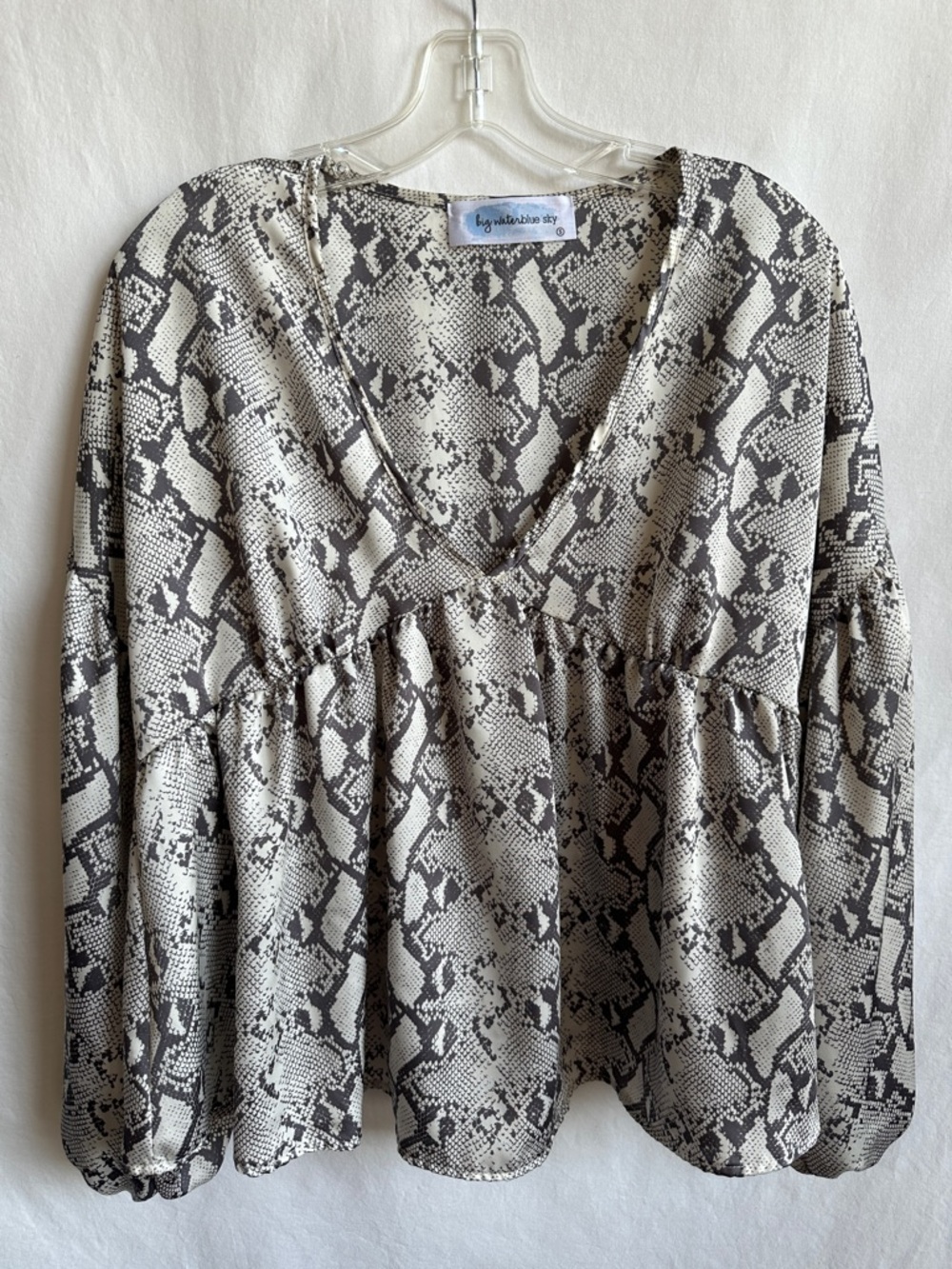Big Waterblue Sky snakeskin print babydoll deep V-neck long sleeve top, size S